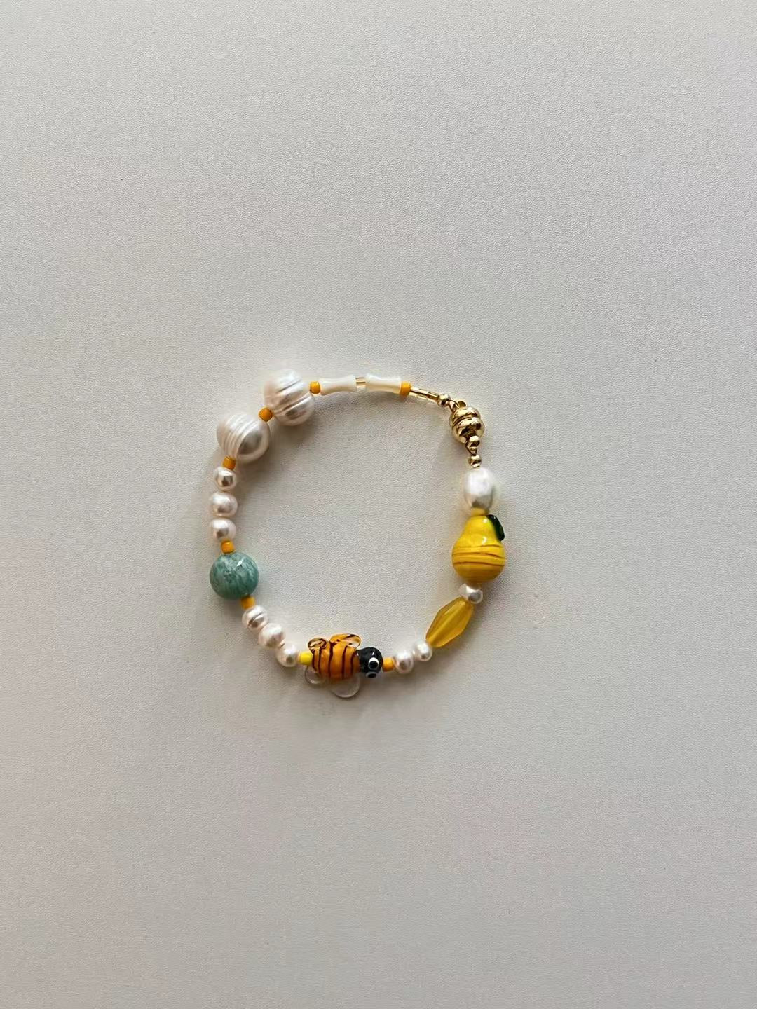 Honey bloom bracelet