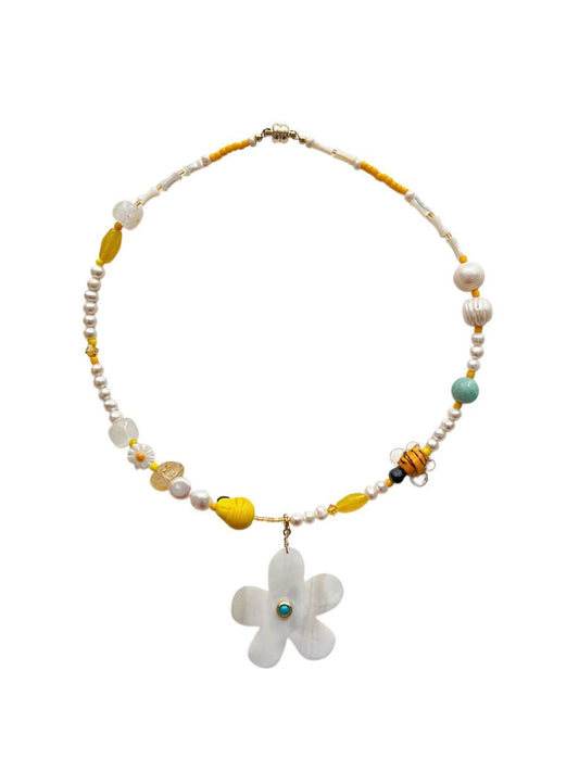 Honey bloom necklace